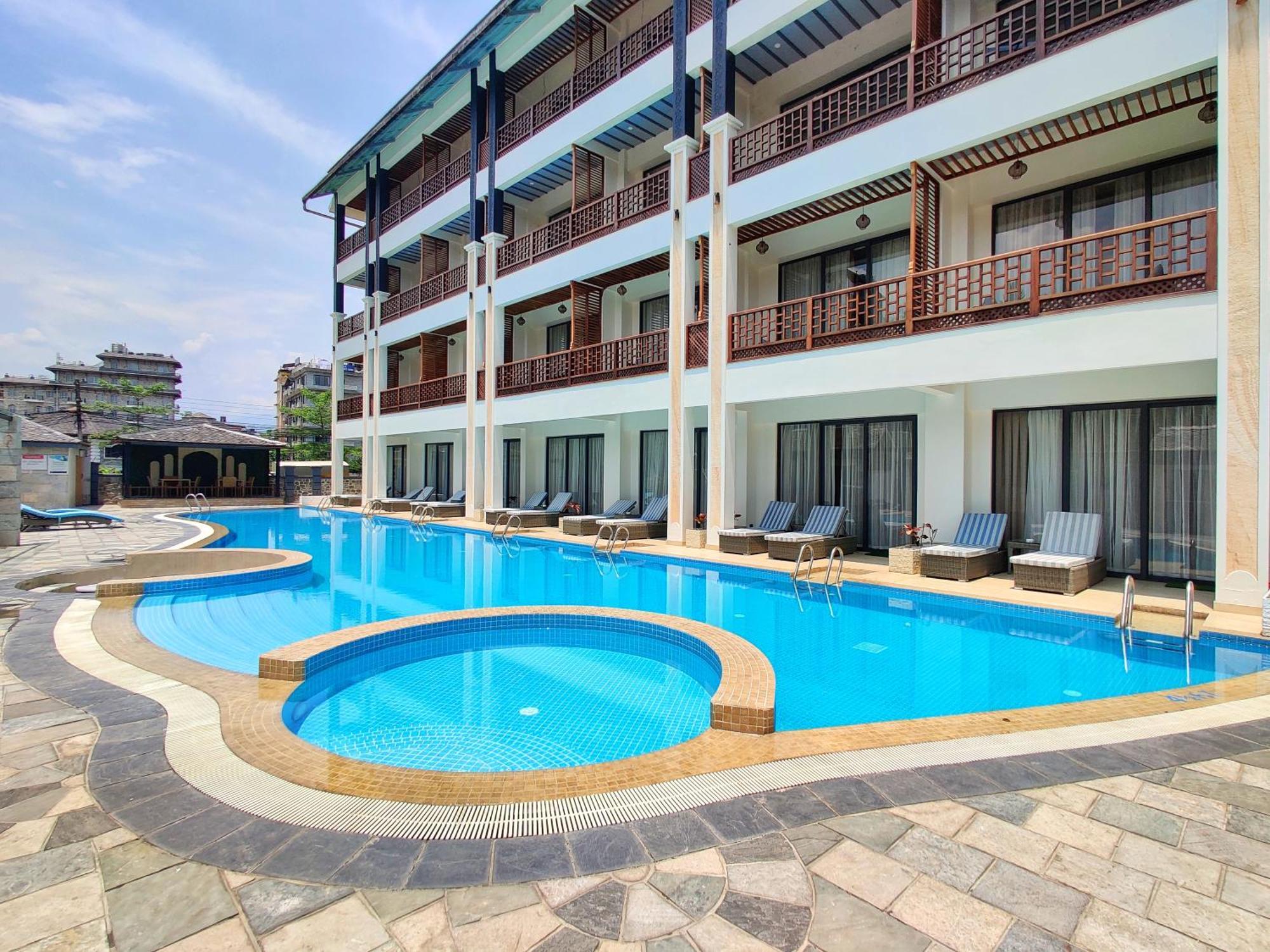 Lake View Resort Pokhara Exterior foto