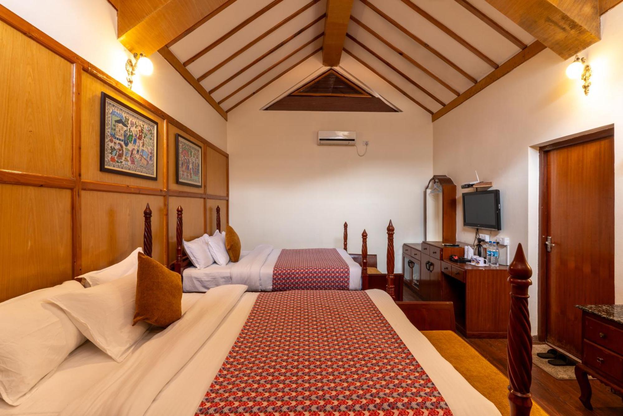 Lake View Resort Pokhara Exterior foto